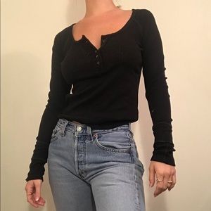 Black long sleeve cotton tee